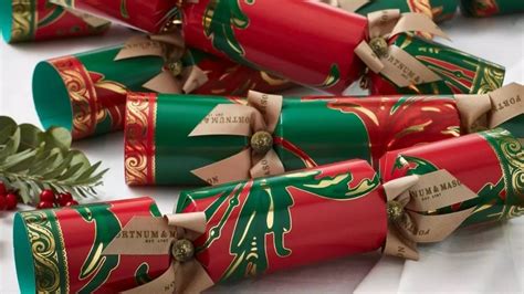 The best luxury Christmas crackers for 2021 